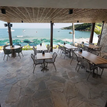 Hotel La Foret & Beach Lounge-3
